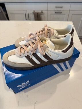 Adidas Samba OG Womens Shoes (Off White/Earth Strata/Gum) - 8.5